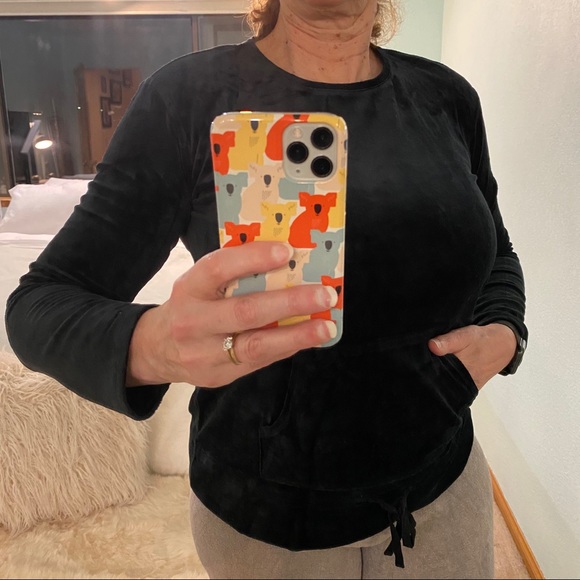 Velour pullover with kangaroo pocket - Picture 6 of 7